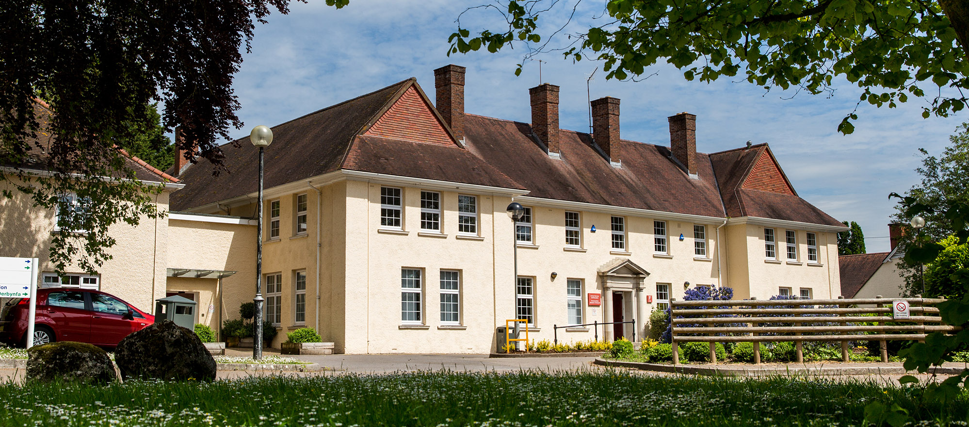 Usk campus building