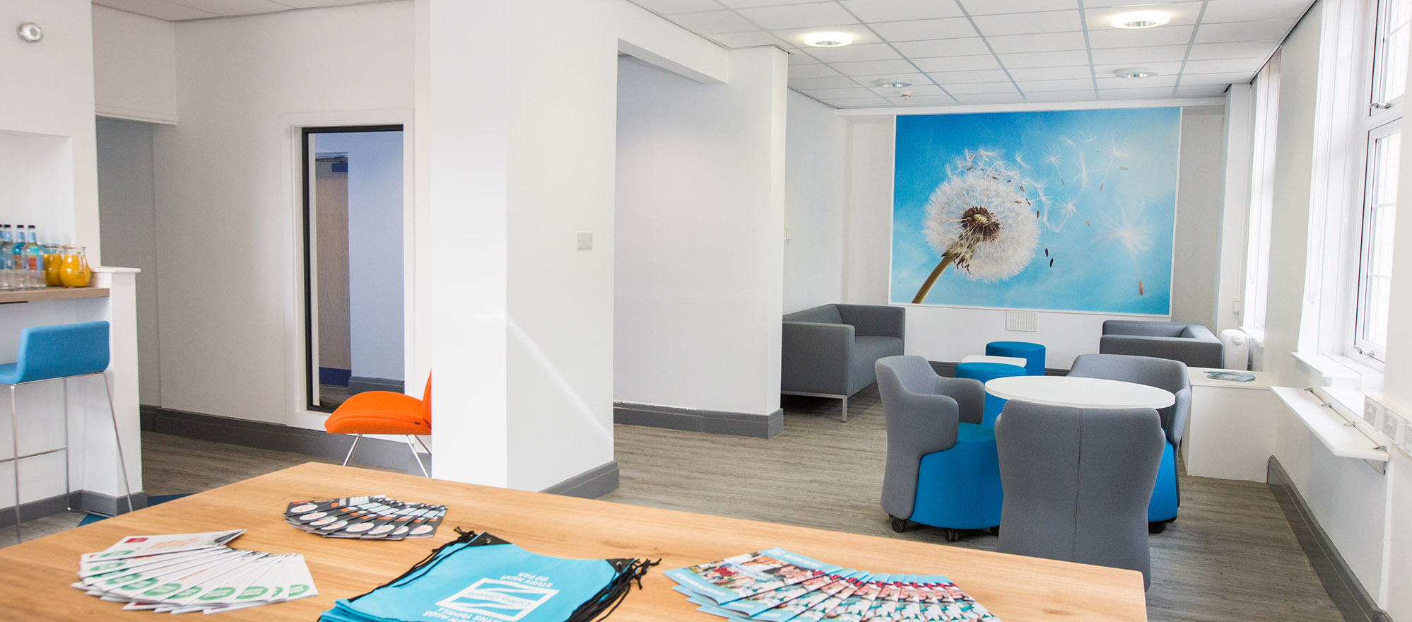 HE Hub interior Usk